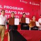 Program pembiayaan Bank Jakarta membantu pedagang Pasar Induk Kramat Jati memperkuat modal usaha. Salah satunya mengaku keuntungannya meningkat.