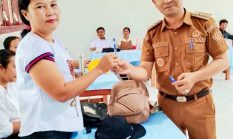 Camat Onolalu Pimpin Upacara dan Dialog Interaktif di SMPN 2 Onolalu
