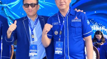 Kader Muda Partai Demokrat, Oki Fahreza saat menghadiri acara ulang tahun Partai Demokrat yang ke 25, di Senayan, Jakarta.