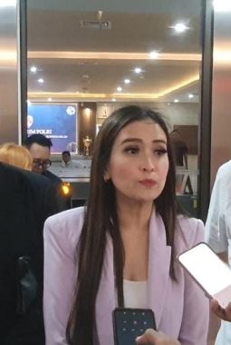Usai Dicueki Penyidik, Kuasa Hukum Derek Prabu Maras Minta Polisi Tak Berpihak Dalam Menangani Kasus