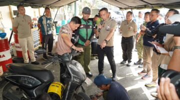 Kodam Jaya/Jayakarta menggelar kegiatan Hit & Eat di Lapangan Kartika, Kodam Jaya, Jumat (25/9/2026).