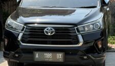 Mobil berplat A digunakan Kadispora yang diduga berasal dari pihak swasta