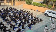 Suasana pelatihan beladiri Ju-Jitsu oleh Polsek Bekasi Selatan