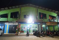 GOR Jatiwaringin Pondok Gede, sebelum dibongkar.