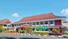 Kantor DPRD Pamekasan (Foto: Ist)
