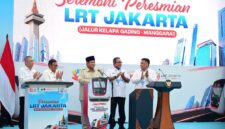 Presiden RI Prabowo Subianto memberikan pujian terbuka kepada Gubernur DKI Jakarta Pramono Anung Wibowo saat meresmikan LRT Jakarta Jalur Kelapa Gading - Manggarai, Rabu (28/10/2026). Foto: Setneg