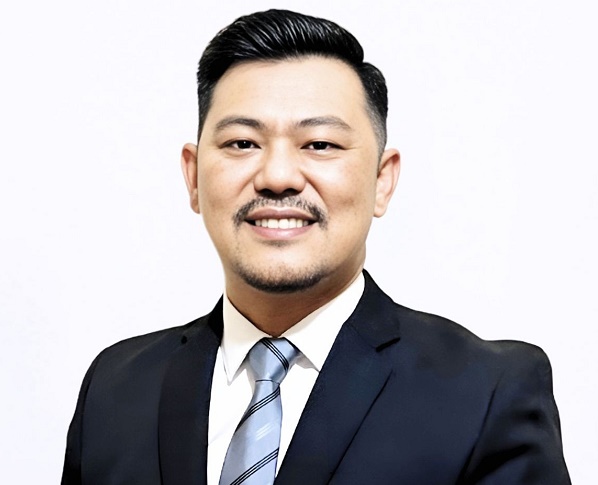 Allan Lohy mendorong pemerintah pusat memperkuat penanganan karhutla Papua jika kabut asap meluas ke Maluku melalui koordinasi lintas wilayah dan mitigasi bencana.