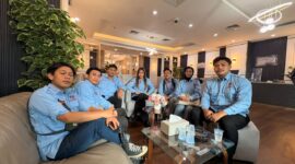 Forum Pemuda dan Mahasiswa Indonesia (FPMI) mendatangi Mabes Polri.