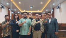 Yuli Yanti Hutagaol S.H., M.H., C. Med., CRA., dan Perry Cornelius Sitohang, S.H., selaku tim kuasa hukum ahli waris Priyo Budisantoso.