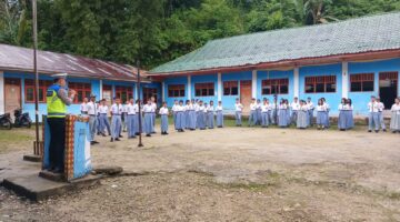 Sat Lantas Polres Nias Selatan Gelar Polantas Karib di SMK BNKP Lahusa
