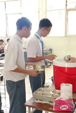 MBG Dengan Sistem Prasmanan, Terobosan Atau Pemborosan?