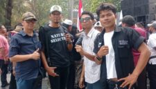 Prabu Peduli Lingkungan bersama Kelompok Kerja (Pokja) Wartawan Setu ikut serta dalam aksi damai solidaritas wartawan se-Bekasi Raya, Kamis (15/10/2026).
