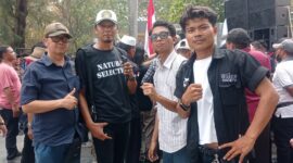 Prabu Peduli Lingkungan bersama Kelompok Kerja (Pokja) Wartawan Setu ikut serta dalam aksi damai solidaritas wartawan se-Bekasi Raya, Kamis (15/10/2026).