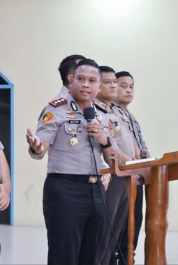 Dekati Ratusan Jemaat, Cara Polres Nias Selatan Jaga Kamtibmas Tetap Kondusif