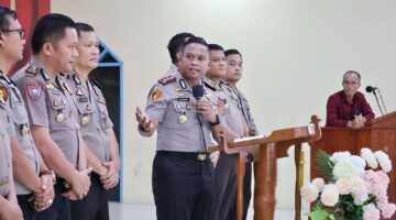 Dekati Ratusan Jemaat, Cara Polres Nias Selatan Jaga Kamtibmas Tetap Kondusif