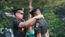 Pangdam Jaya/Jayakarta Letjen TNI Deddy Suryadi melantik 480 siswa menjadi Bintara Infanteri TNI AD Gelombang III TA 2026