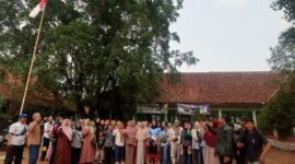Murid SDN Burangkeng 03, Kabupaten Bekasi, Jawa Barat,