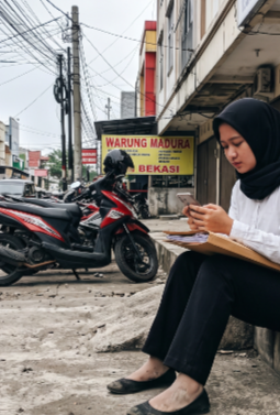 Nasib Pencari Kerja, Uang Hilang Kerjaa Tak Dapat Karena Loker Palsu