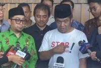 Pakar Komunikasi Politik Effendi Gazali bersama Ray Rangkuti dan koalisi masyarakat sipil mengadu ke Fraksi PKB DPR RI