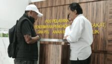 Penyerahan laporan ke Pos Pelayanan Hukum dan Pengaduan Masyarakat (PPH & PPM) Kejagung