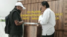 Penyerahan laporan ke Pos Pelayanan Hukum dan Pengaduan Masyarakat (PPH & PPM) Kejagung
