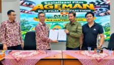 Produser film Ageman, Ken Setiawan, resmi menandatangani nota kesepahaman (MoU) dengan Fakultas Dakwah dan Ilmu Komunikasi (FDIK) Universitas Islam Negeri (UIN) Raden Intan Lampung, Senin (14/10/2026).